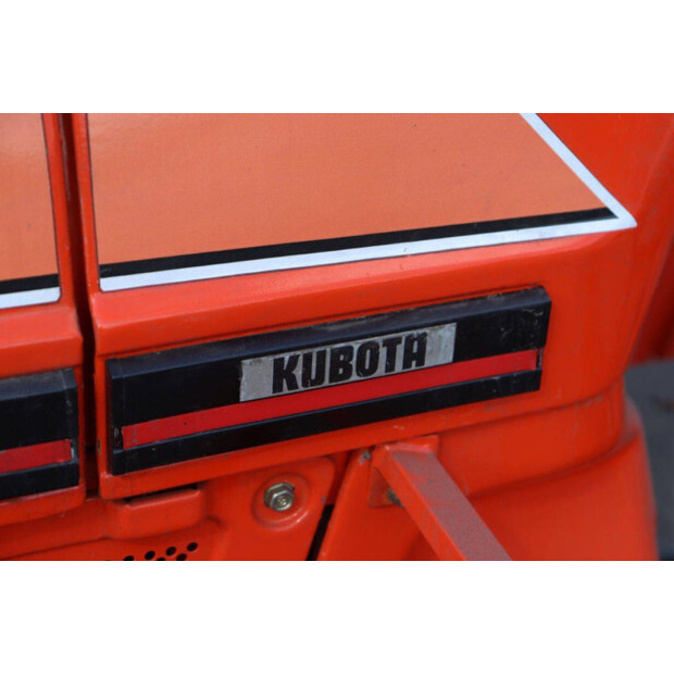 KUBOTA B1-16 Bulltra-41324547