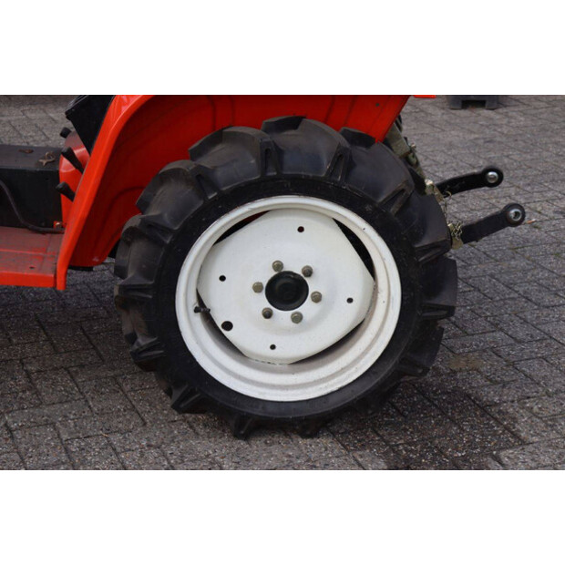 KUBOTA B1-16 Bulltra-41324549