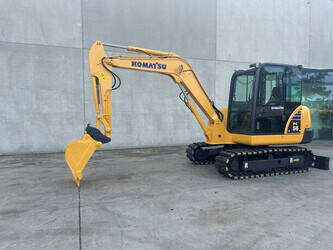 Image de PELLETEUSES SUR CHENILLES 2012 Komatsu PC56-7 À vendre à Belgique