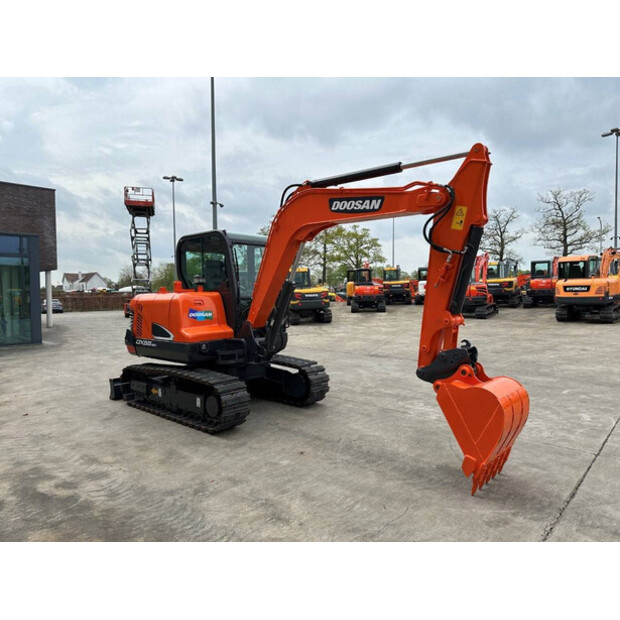 2019 دووسان DX55-9C-41325587