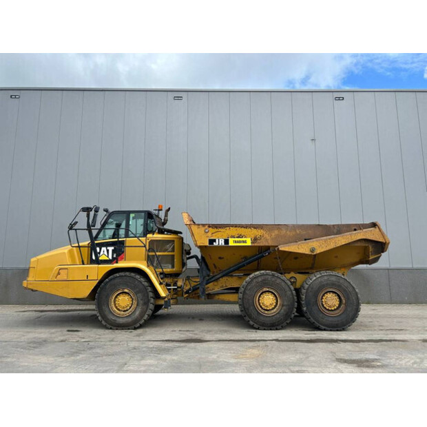 2017 Caterpillar 730-41325913