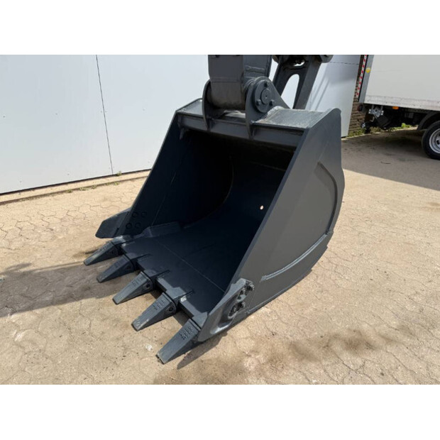 2025 Hyundai R215L-41326012