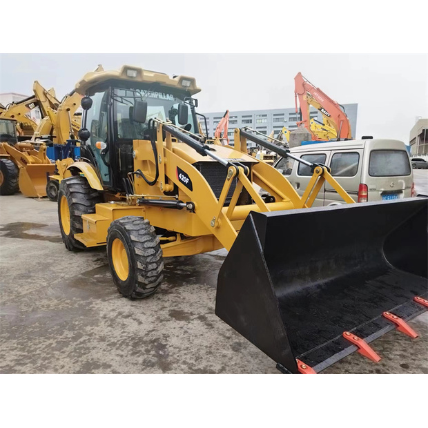 2022 Caterpillar 420F-41326172