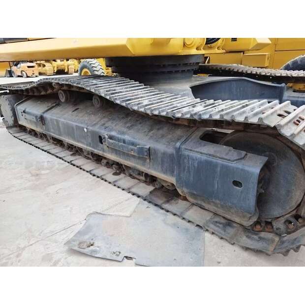 2021 Komatsu PC400-8-41326189