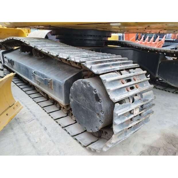 2021 Komatsu PC400-8-41326190
