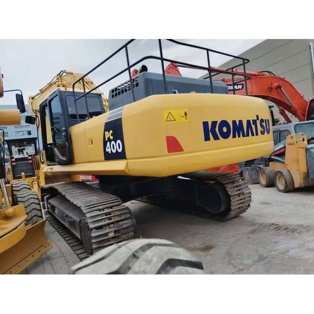 2021 Komatsu PC400-8-41326192