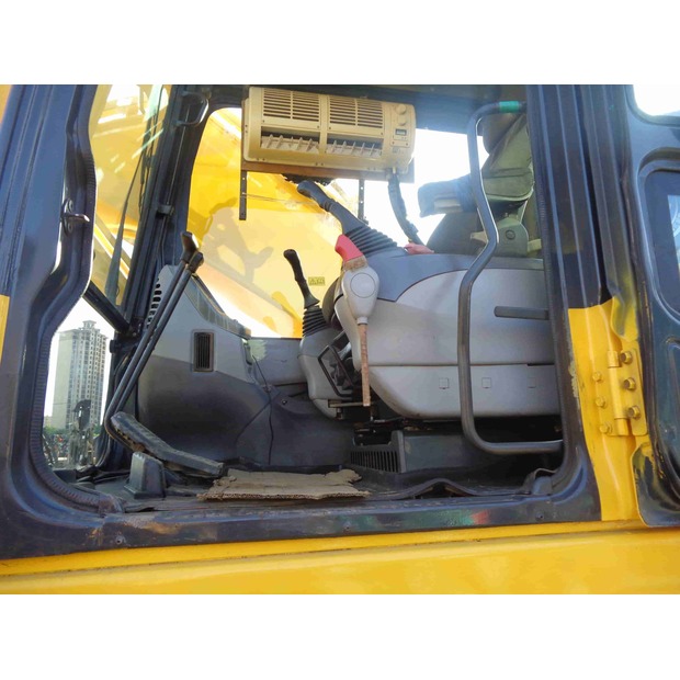 2021 Komatsu PC200-6-41326195