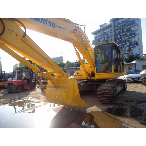 2021 Komatsu PC200-6-41326196