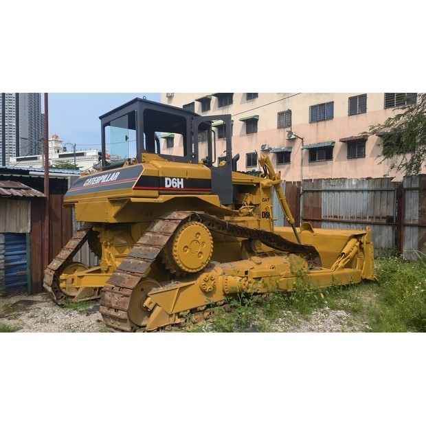 2021 كاتربيلر D6H-41326231