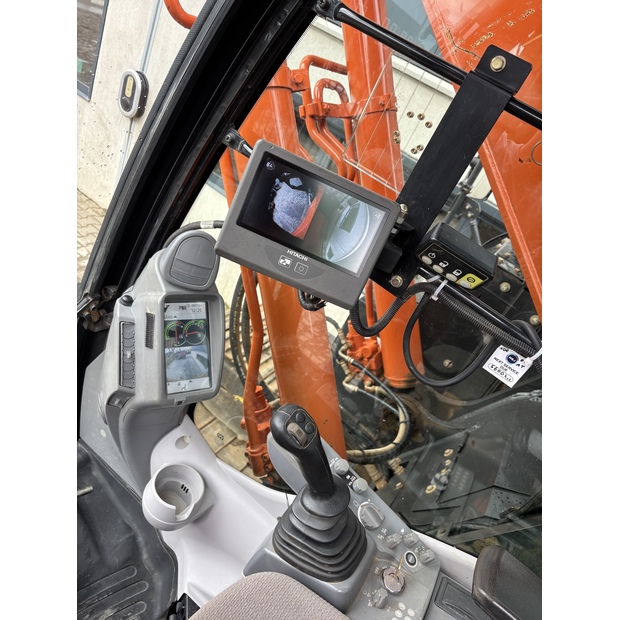 2019 هيتاشى ZX225USLC-6-41333071