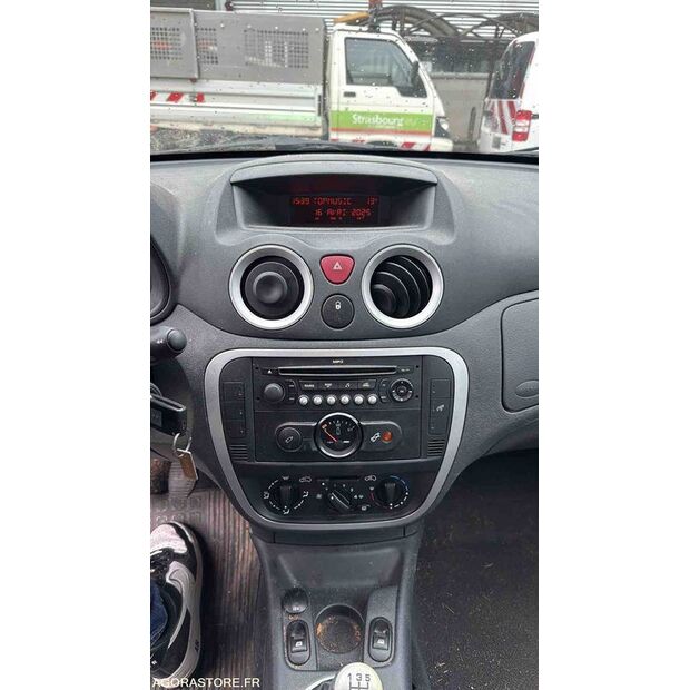 2009 سيتروين C3-41337829