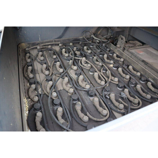 2016 Toyota 8FBMT25-41338251