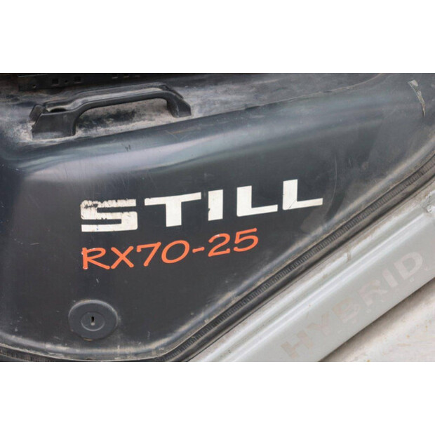 2019 Still RX70-25T-41338313