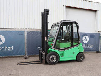 Image de ENGINS DE LEVAGE 2006 Cesab Mak 400 AC