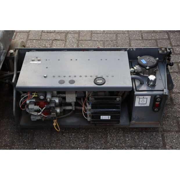2016 SkyJack SJ III 3219-41339030