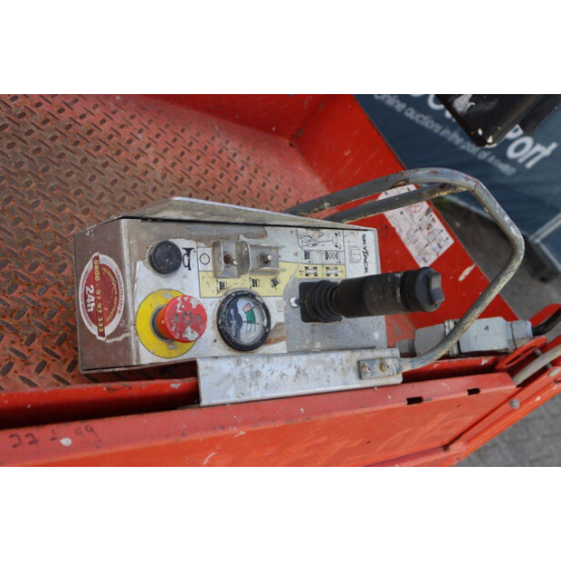 2016 SkyJack SJ III 3219-41339032