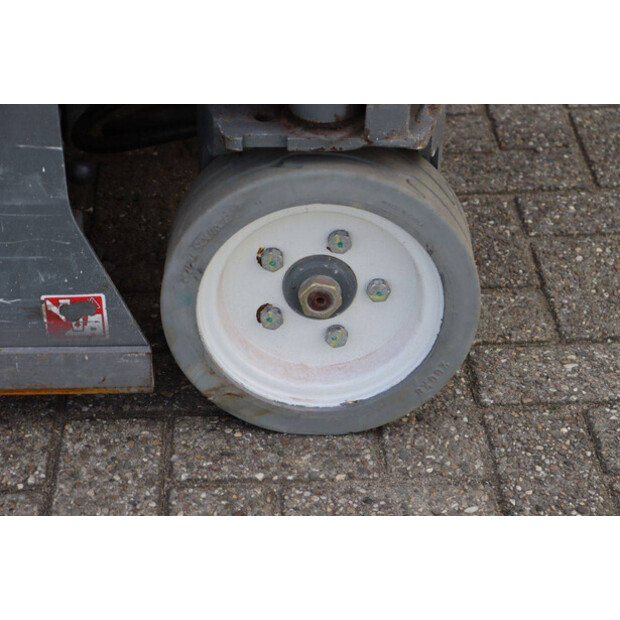 2014 SkyJack SJIII-3219-41339055