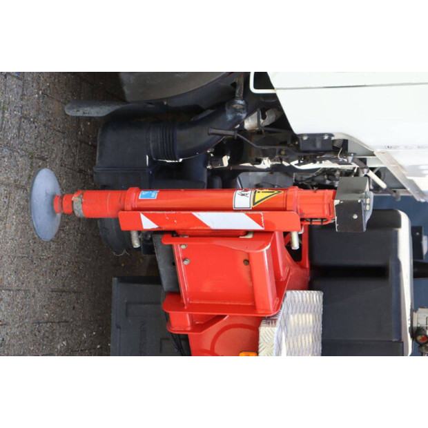 2015 NISSAN Cabstar 35.12-41339381