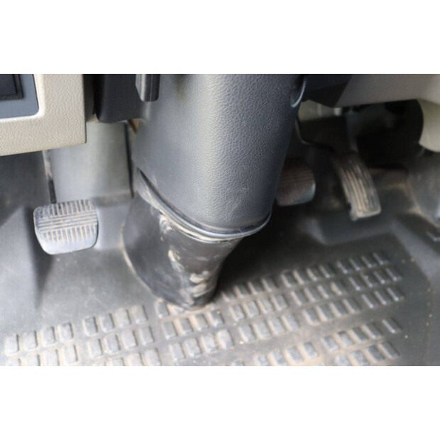 2015 NISSAN Cabstar 35.12-41339398