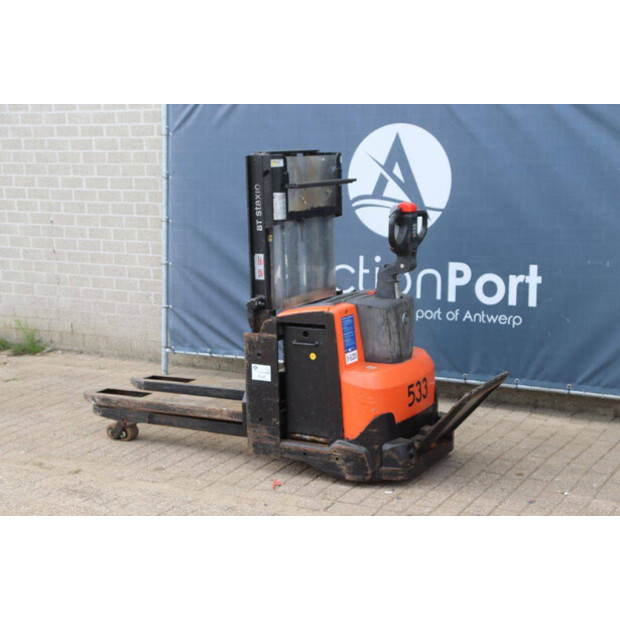 2016 BT Staxio 533-41339632