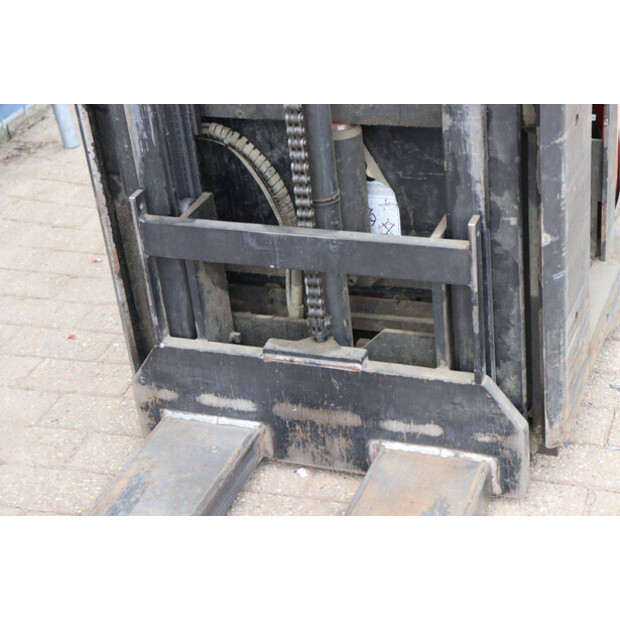 2010 بي تي SWE200D-41339736