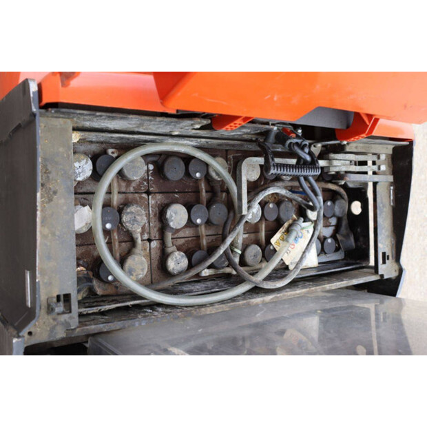 2010 بي تي SWE200D-41339746