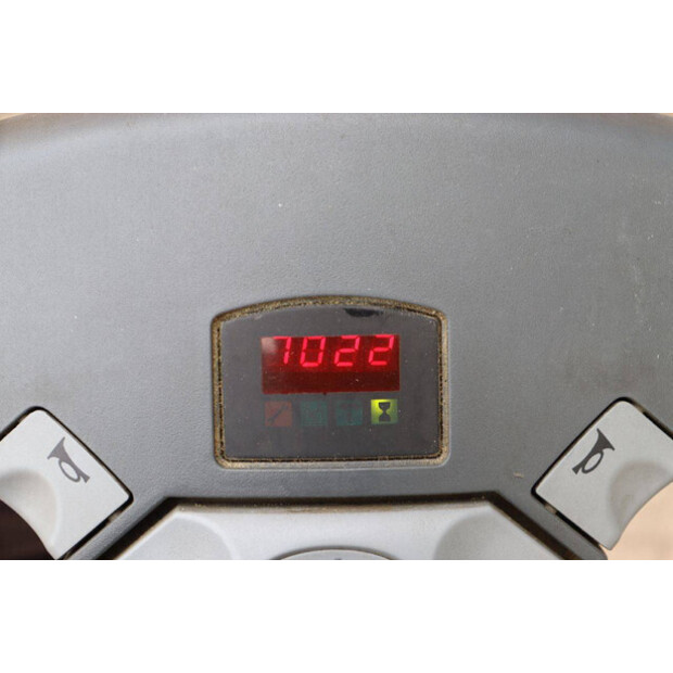 2010 بي تي SWE200D-41339747