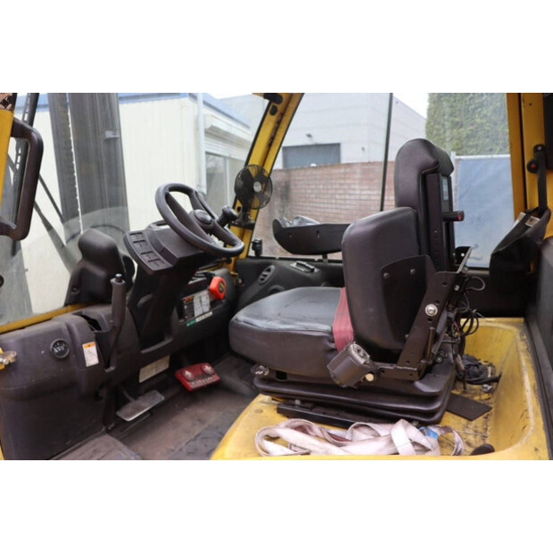 2017 Hyster H5.5FT-41339956