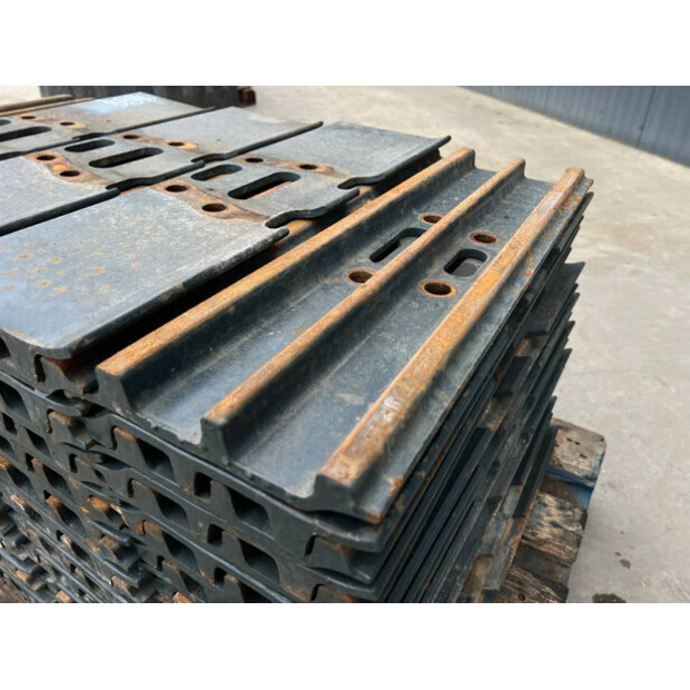 Hyundai R210-41340047