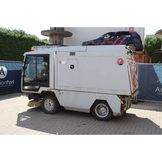 1998 HMF 446-41340867