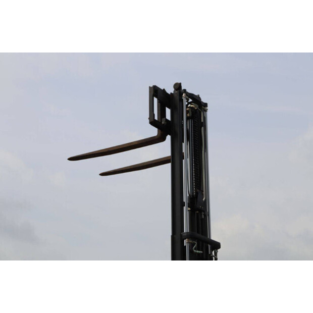 2017 Linde E16C-02-41341125