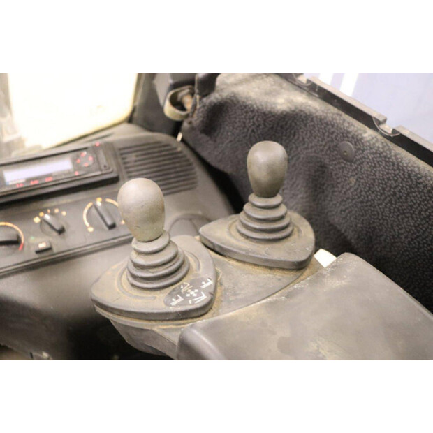 2014 Linde H18T-01-41341227