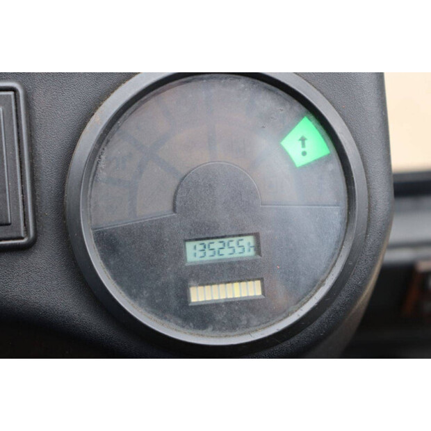 2006 Linde E25/02-41341340