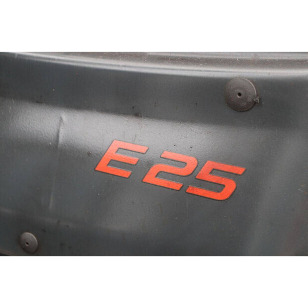 2018 ليندي E25-41341703