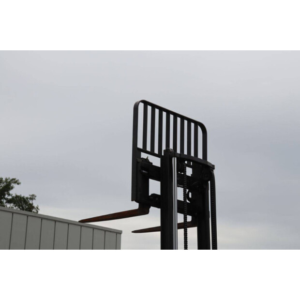 2018 ليندي E25-41341728