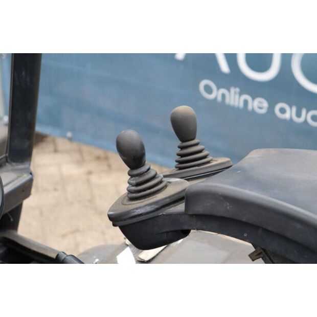 2004 Linde E16C-41341824