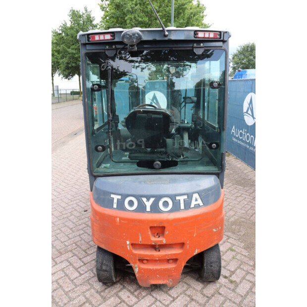 2016 Toyota 8FBMKT25-41341844