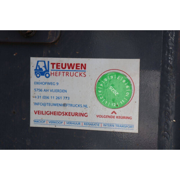 2016 Toyota 8FBMKT25-41341868