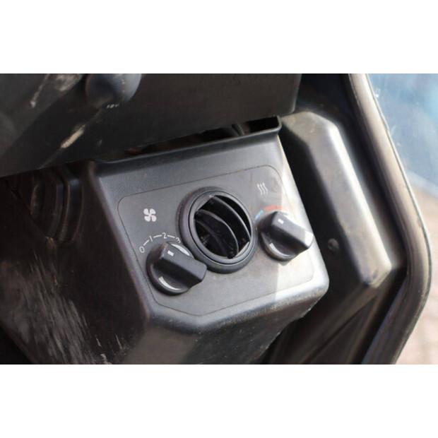 2016 Toyota 8FBMKT25-41341870