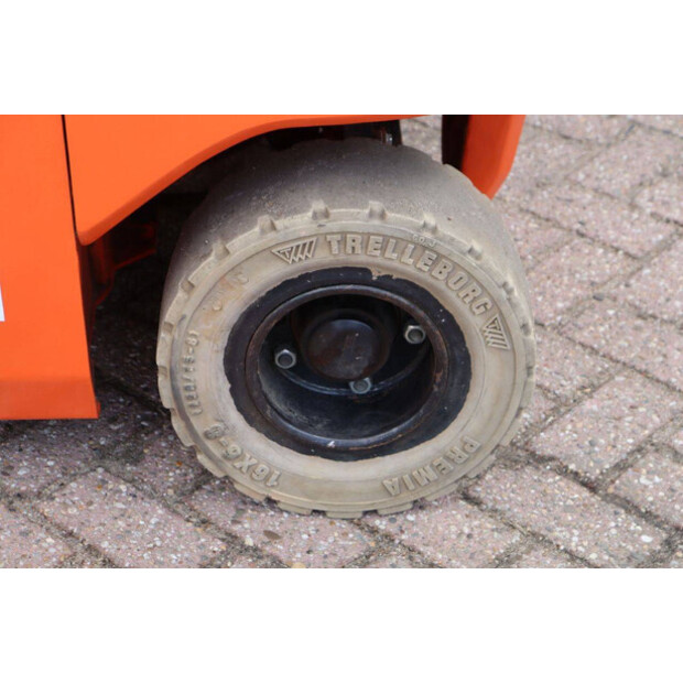 2016 Toyota 8FBM16T-41342044