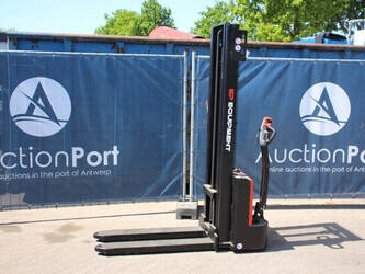 صورة ل Electric Pallet Truck 2024 إي بي إكويبمنت EST122 للبيع في الإمارات العربيّة المتّحدة