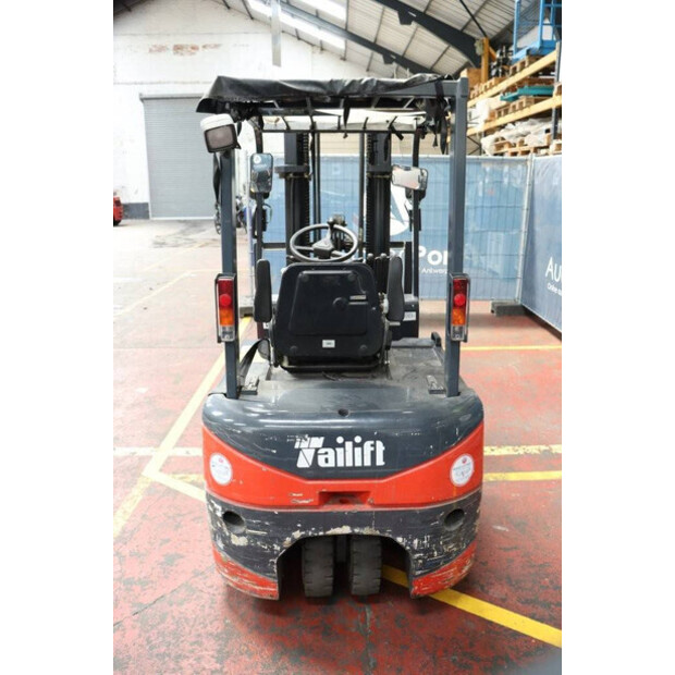 2007 TAILIFT FBT18-41343137