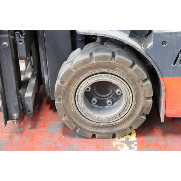 2007 TAILIFT FBT18-41343148