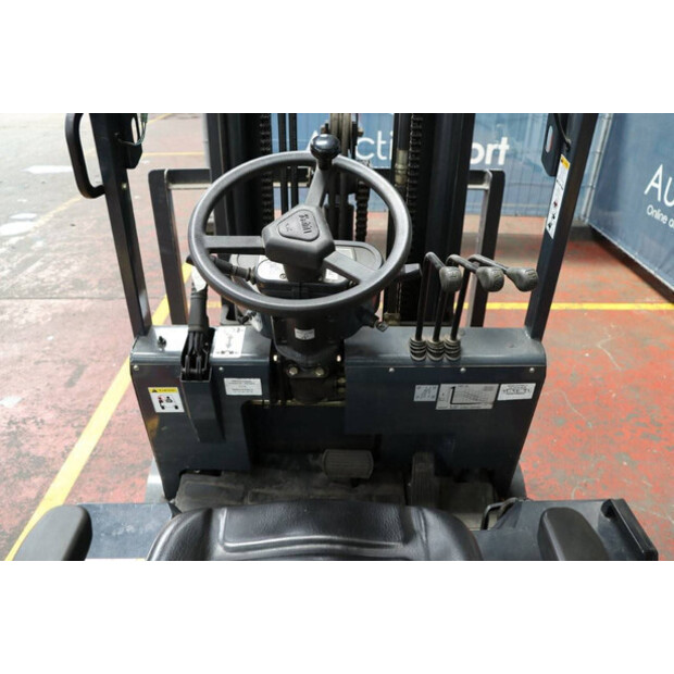 2007 TAILIFT FBT18-41343154