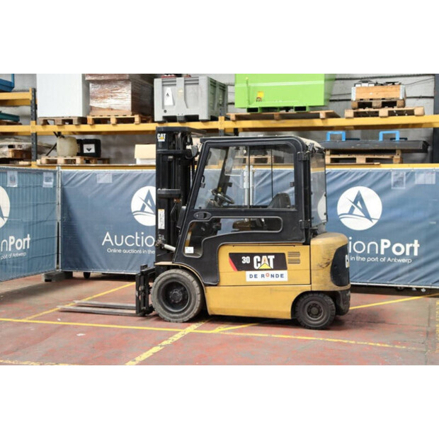 2005 Caterpillar EP30K-PAC-41343207