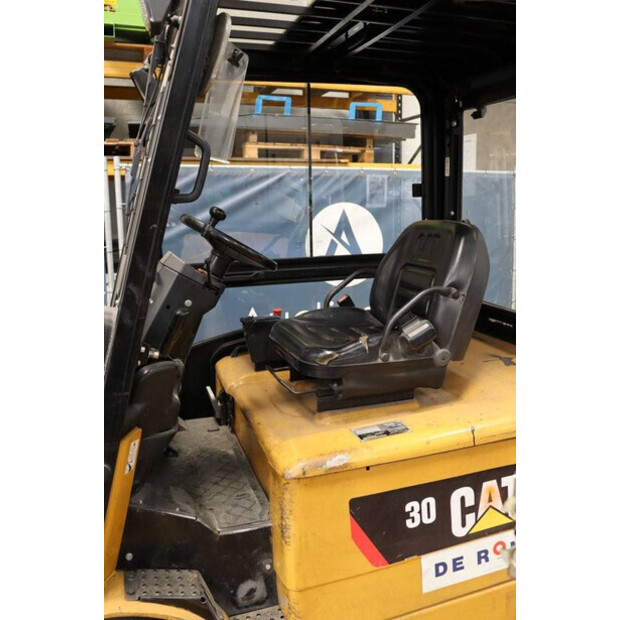 2005 Caterpillar EP30K-PAC-41343228