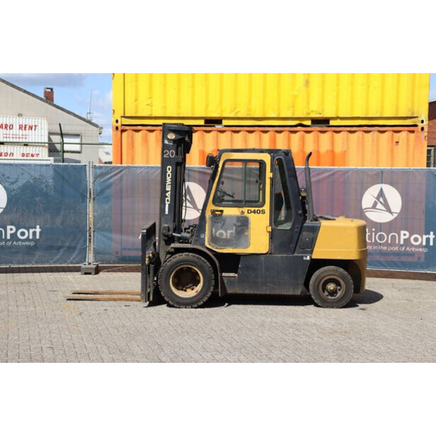 2002 Daewoo D40S-2-41343682