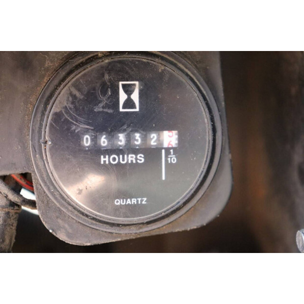2002 Daewoo D40S-2-41343711