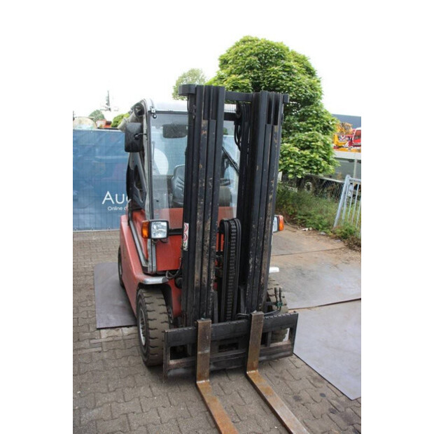 2004 BT CBG 25-41343975