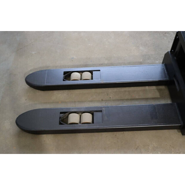 2020 Toyota SPE120-41344039